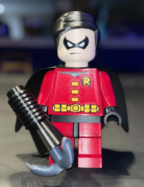 Nhân vật Batman và Robin kích thước khổng lồ từ Batcave - Image 3