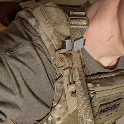 Móc treo súng cho ba lô hỗ trợ rucking với súng trường