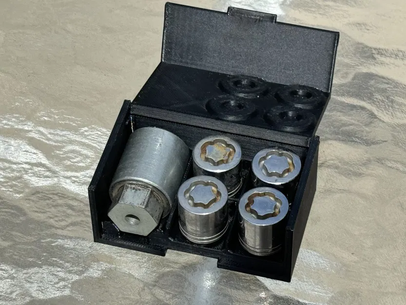 Hộp lưu trữ khóa bánh xe Subaru gọn gàng - Image 1