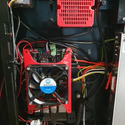 Bảng quạt bo mạch QIDI Q1 Pro hỗ trợ quạt 80mm