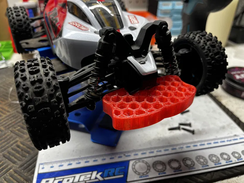 Cản đường tổ ong cho Arrma Typhon Grom - Image 1