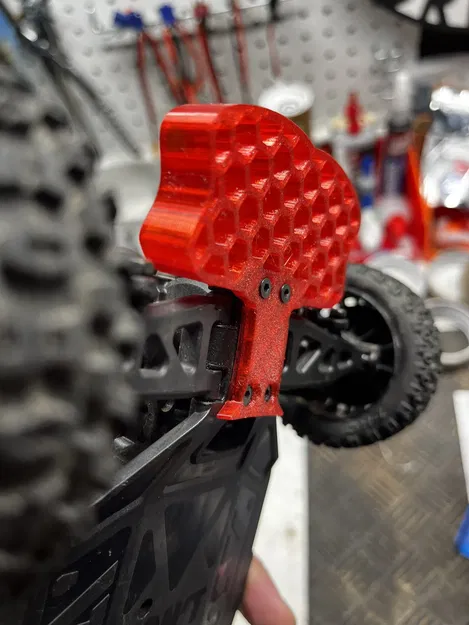 Cản đường tổ ong cho Arrma Typhon Grom - Image 2