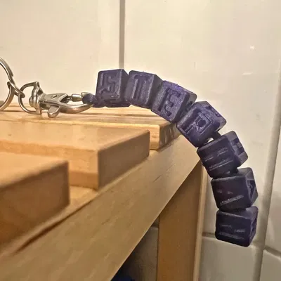 Móc khóa chữ cái linh hoạt với tên cá nhân tùy chỉnh