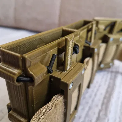 Bao đựng băng đạn AR15 gắn vào thắt lưng