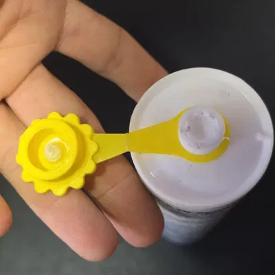 Nắp chống khô cho ống silicone mở