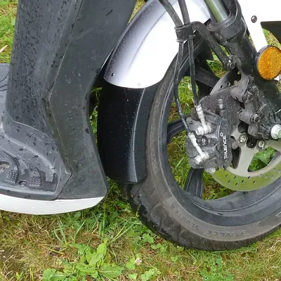 Mở rộng chắn bùn trước cho xe điện Silence S01 / Seat MÓ