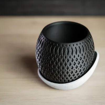 Chậu cây hiện đại với đế bao quanh tối giản