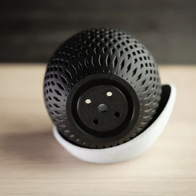 Chậu cây hiện đại với đế bao quanh tối giản