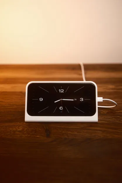 Giá đỡ chờ cho iPhone - Sạc USB đa năng - Image 3