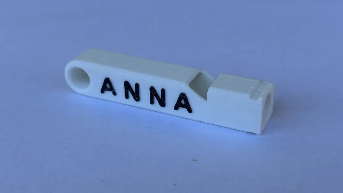 Còi đa năng với thiết kế tùy chỉnh cho trẻ em - Image 1