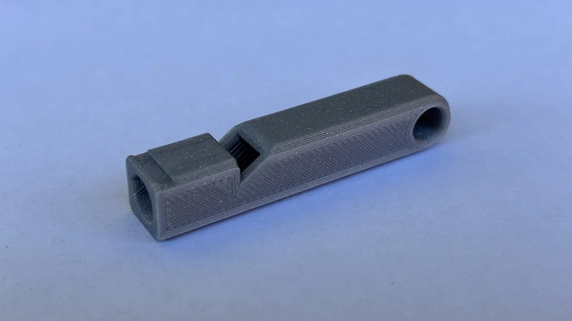 Còi đa năng với thiết kế tùy chỉnh cho trẻ em - Image 2