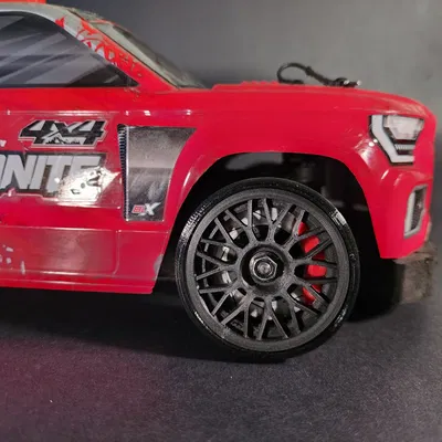 Mâm xe drift RC đa chấu - Lốp bám và trượt