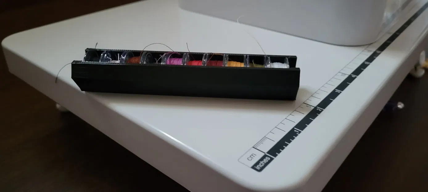 Giá đỡ cuộn chỉ cho máy may Babylock và các thương hiệu khác - Image 2