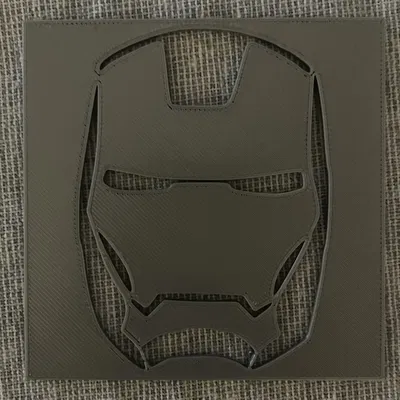 Khuôn vẽ Iron Man để sáng tạo nghệ thuật