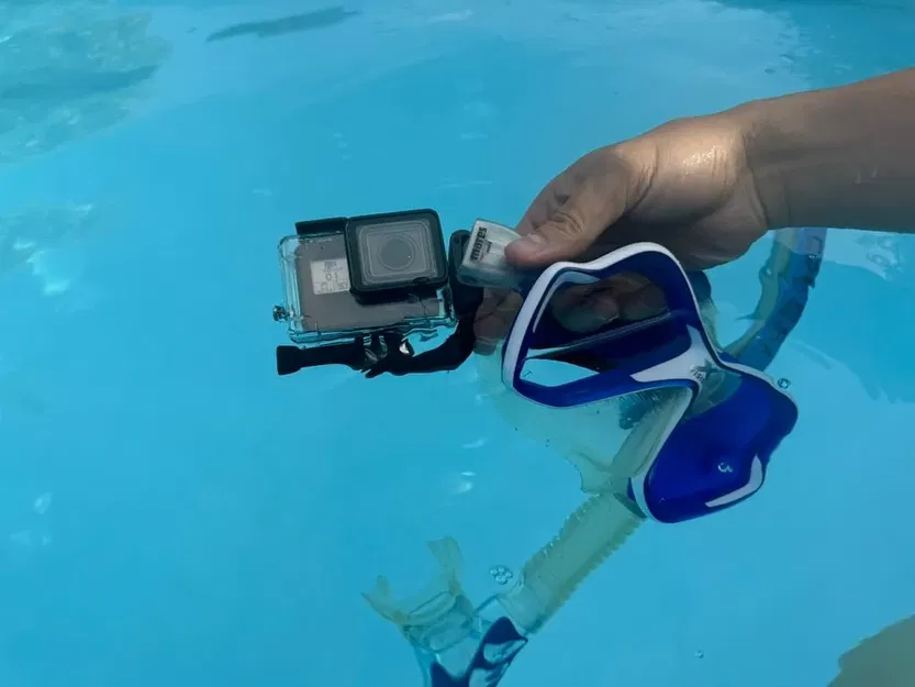 Giá đỡ gắn camera GoPro cho mặt nạ lặn - Image 2