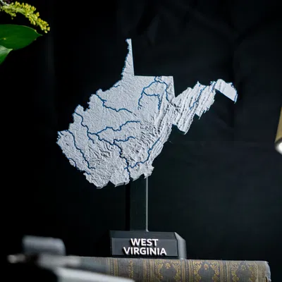 Bản đồ địa hình Tây Virginia, Hoa Kỳ với các con sông