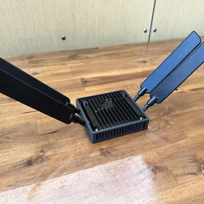 Hộp routerboard MikroTik L23UGSR-5HaxD2HaxD với thiết kế thông gió