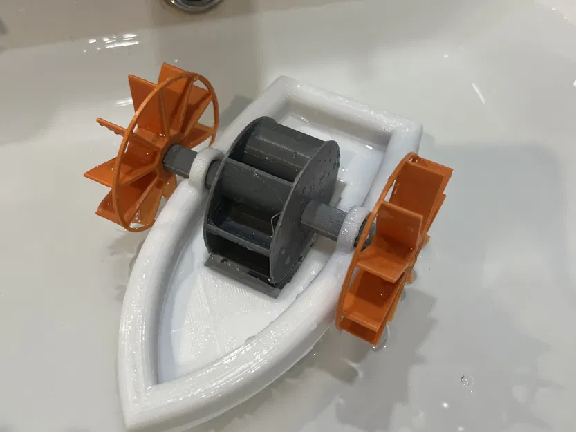 Thuyền đồ chơi bằng nhựa cho bồn tắm với bánh chèo xoay - Image 1