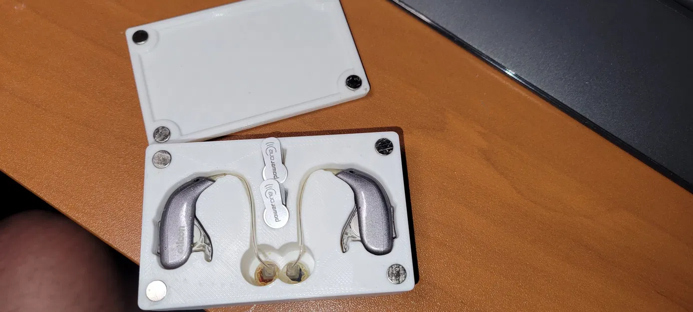 Hộp đựng máy trợ thính Oticon More với pin 312 - Image 1