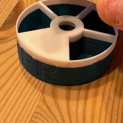 Hộp đựng thuốc 7 ngày có dispenser và hộp du lịch nắp vặn