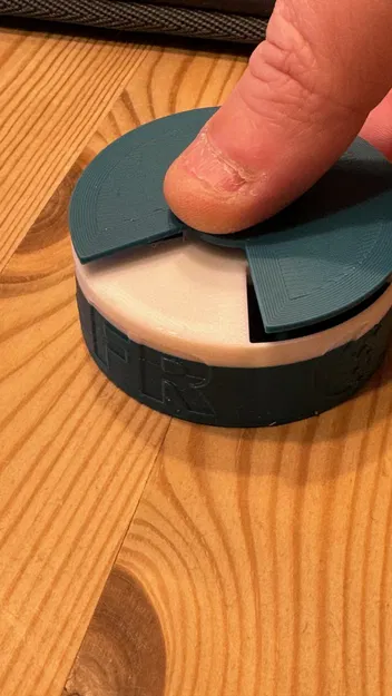 Hộp đựng thuốc 7 ngày có dispenser và hộp du lịch nắp vặn - Image 4