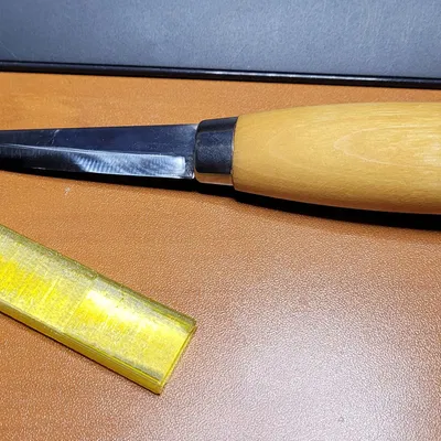 Bìa cho dao khắc gỗ Morakniv 106