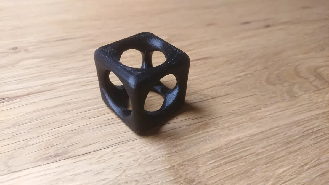 Khối lập phương fidget với lỗ và cạnh bo tròn - Image 4