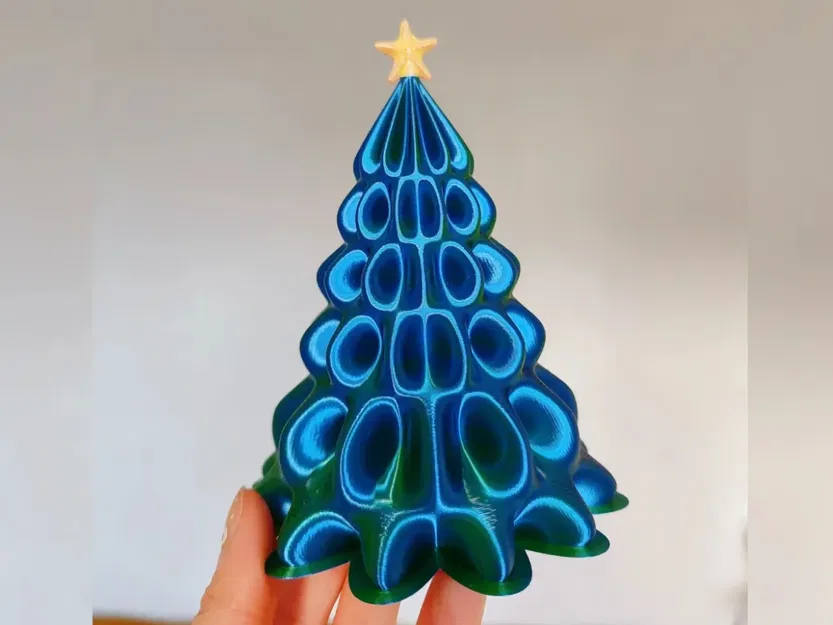 Cây thông Giáng sinh in chế độ bình hoa - Image 5