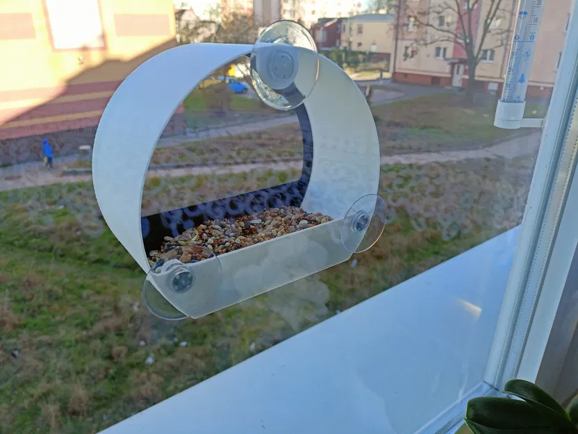 Cây cho chim ăn gắn cửa sổ nhỏ xinh - Image 5