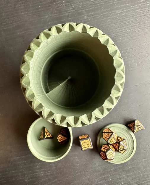 Tháp xúc xắc hình khối và nơi lưu trữ tiện dụng - Image 2