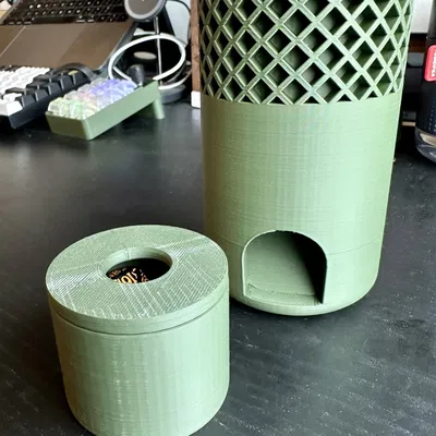 Tháp xúc xắc hình khối và nơi lưu trữ tiện dụng