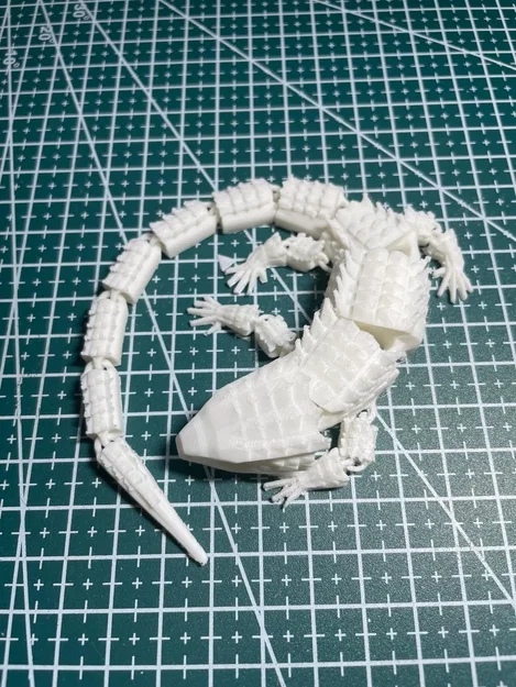 Thằn lằn khớp nối độc đáo cho trang trí nội thất - Image 7