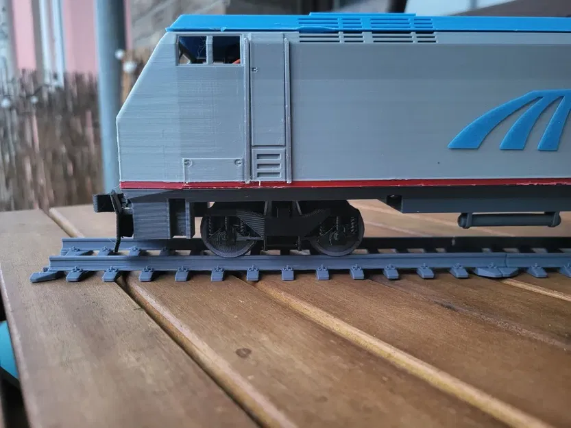 Đầu máy xe lửa Diesel P42 Genisis tương thích O Gauge - Image 3