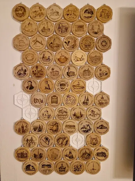 Bảng tường hình lục giác cho huy hiệu du lịch gỗ - Image 1