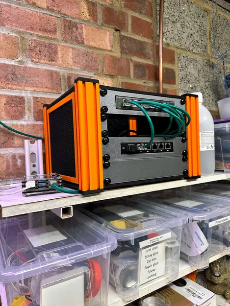 Giá đỡ công tắc để bàn cho thiết bị mạng - Image 2