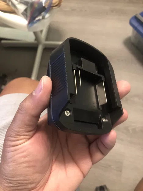 Bộ chuyển đổi pin Makita 18V với lỗ gắn XT60 - Image 7