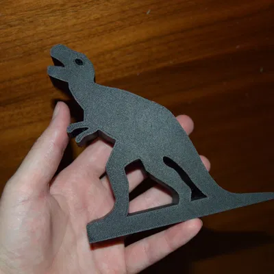 T-rex làm giá đỡ cửa độc đáo