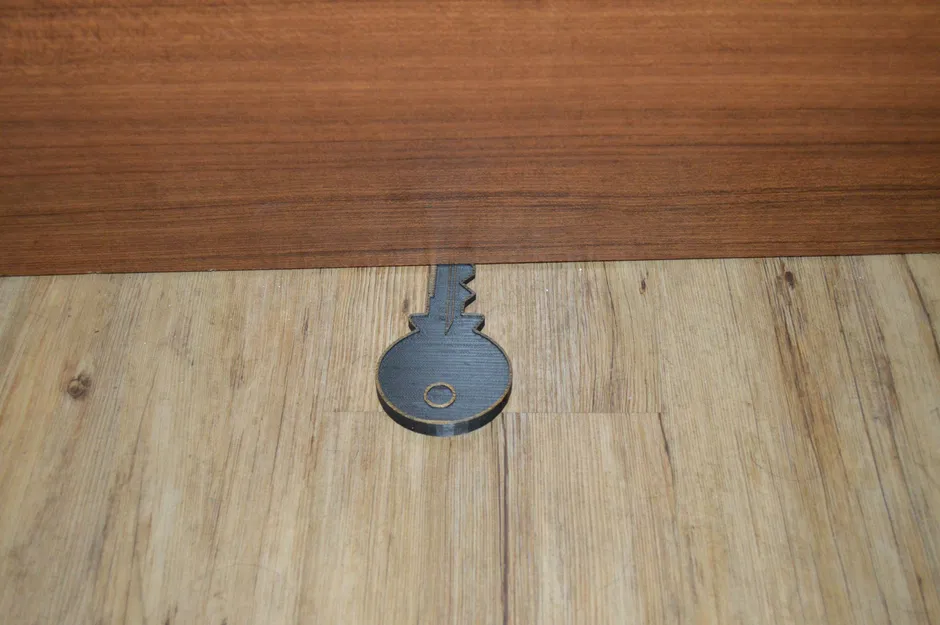 Chìa khóa - giá đỡ cửa - Image 1