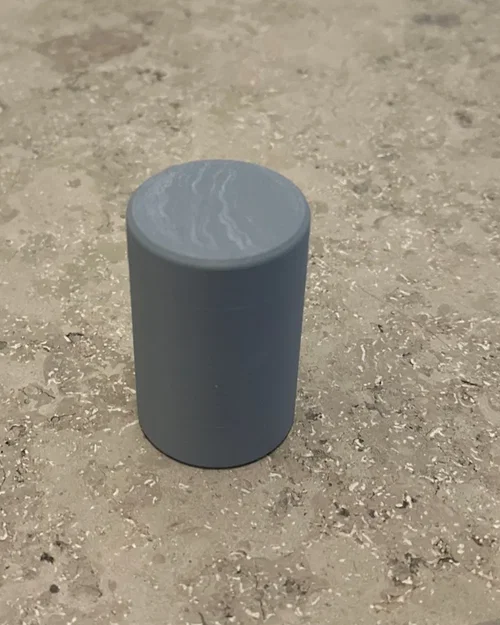 Lọ nhỏ với chỗ để AirTag trong đáy - Image 4