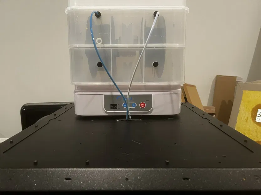 Nắp chụp trên cùng cho hộp Prusa với 2 lỗ truy cập PTFE - Image 1