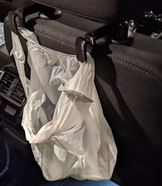 Móc treo túi rác cho ghế ô tô - Image 4