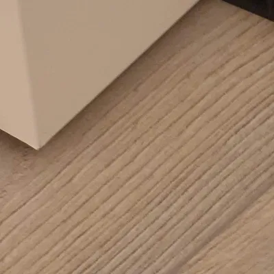 Cái chặn cửa hình wedge đơn giản nhưng hiệu quả