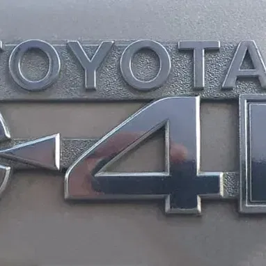 Nhãn dán Toyota D-4D cho xe ô tô