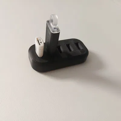 Giá đỡ thiết bị USB đơn giản và tiện lợi