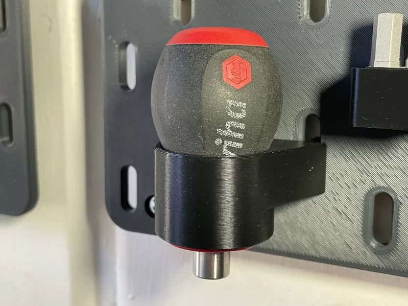 Giá đỡ bit từ tính Wiha 28103 cho Skadis - Image 1