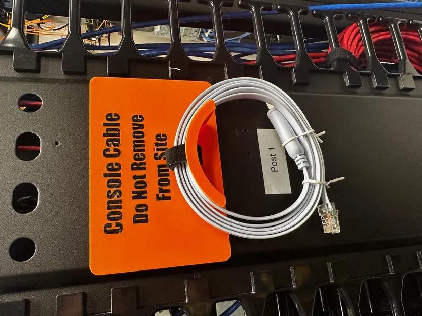 Biển báo cáp Console với giá đỡ cho cáp USB - Image 1