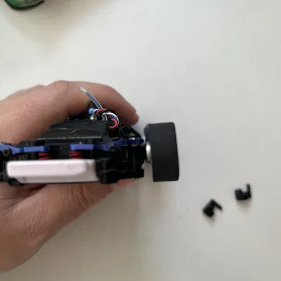 Cần điều khiển Mini Z MR03 với góc nghiêng 1,5° "Bất khả xâm...