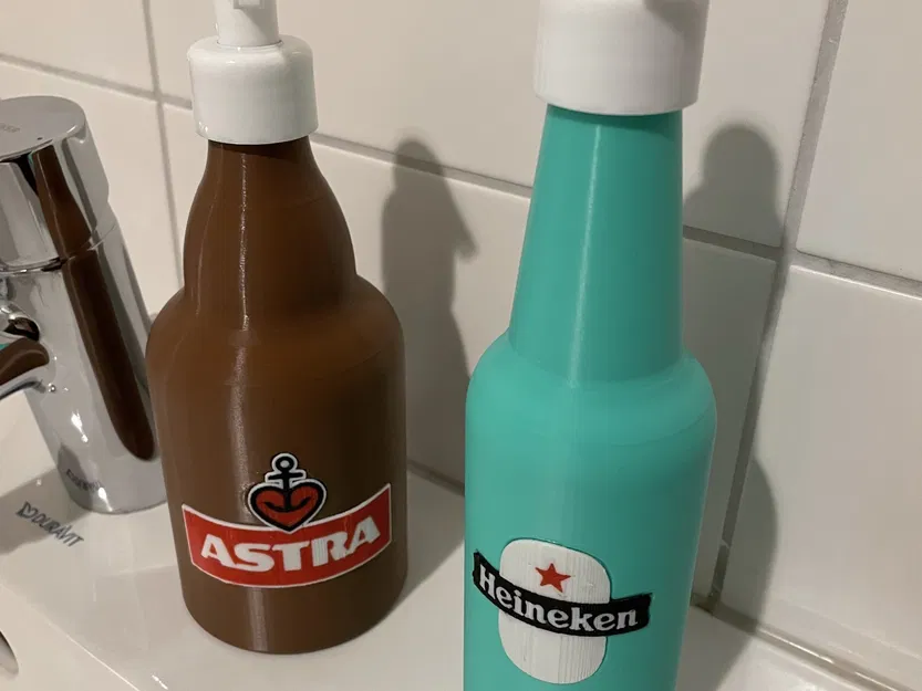 Bình đựng xà phòng hình chai bia Astra và Heineken - Image 1