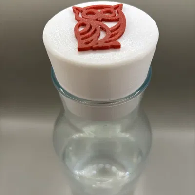 Nắp chai IKEA 365+ in PETG với hình cú mèo