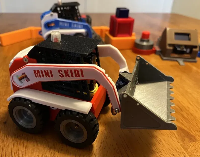 Bản remix Mini-Skidi với bánh xe cao su và cải tiến điều khiển - Image 2